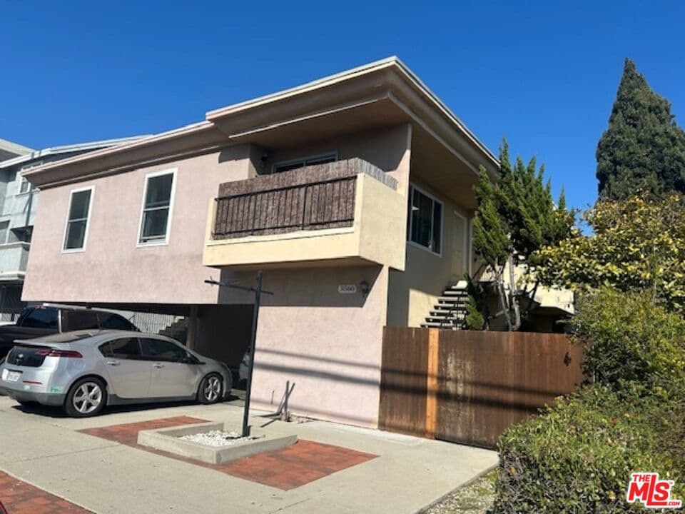 2 bd, 2 ba Apartment in Los Angeles, CA — $2,850/mo — photo 1