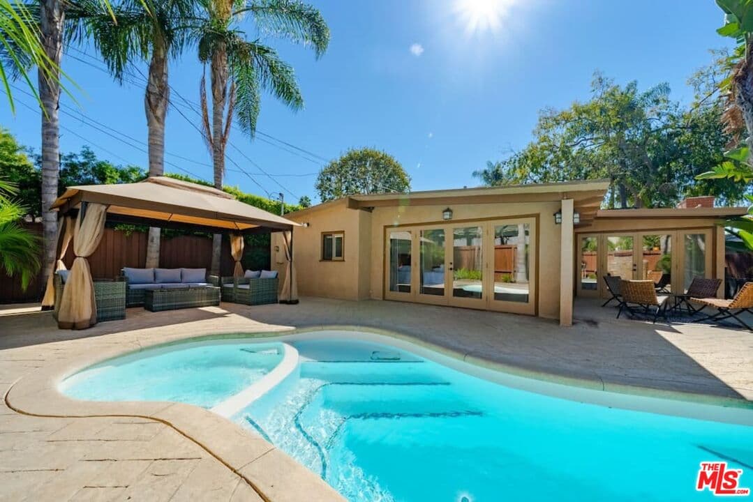 5 bd, 5 ba House in Los Angeles, CA — $15,500/mo — photo 1