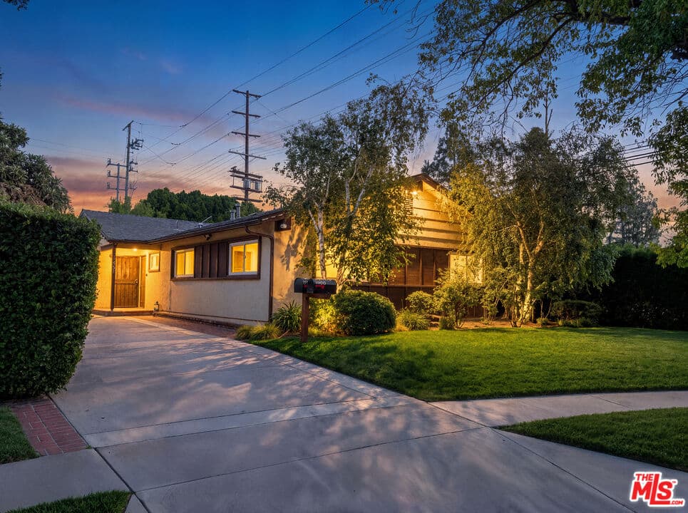 3BR House in West Hills — $4,600/mo