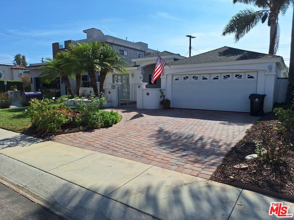 3 bd, 3 ba House in Los Angeles, CA — $7,200/mo — photo 1