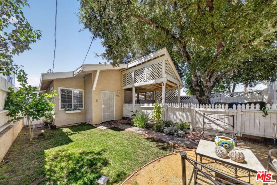 2 bd, 2 ba House in Los Angeles, CA — $3,600/mo — photo 1