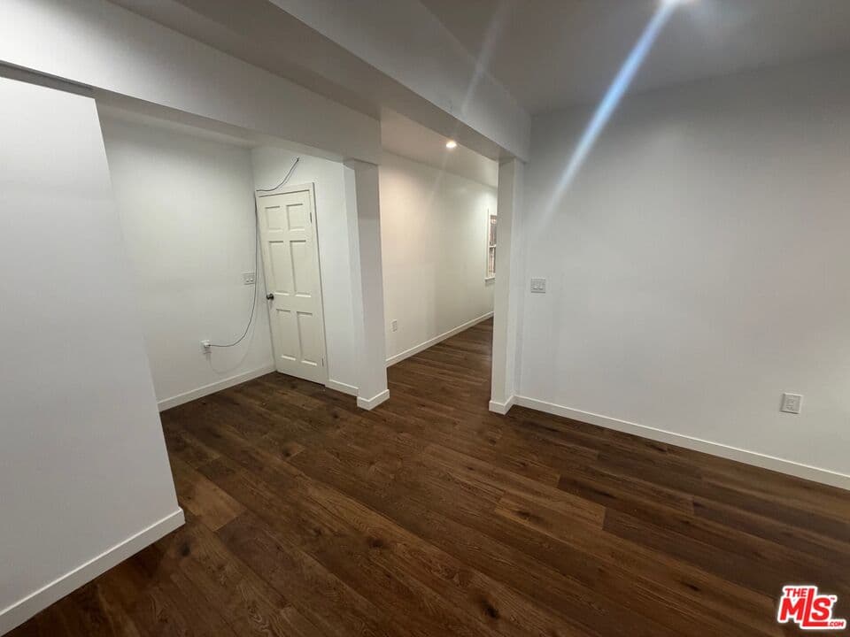 2 bd, 1 ba Townhouse in Los Angeles, CA — $2,400/mo — photo 2
