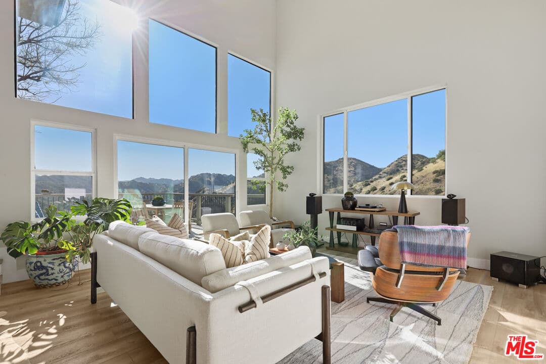 4BR House in Bell Canyon — $13,900/mo
