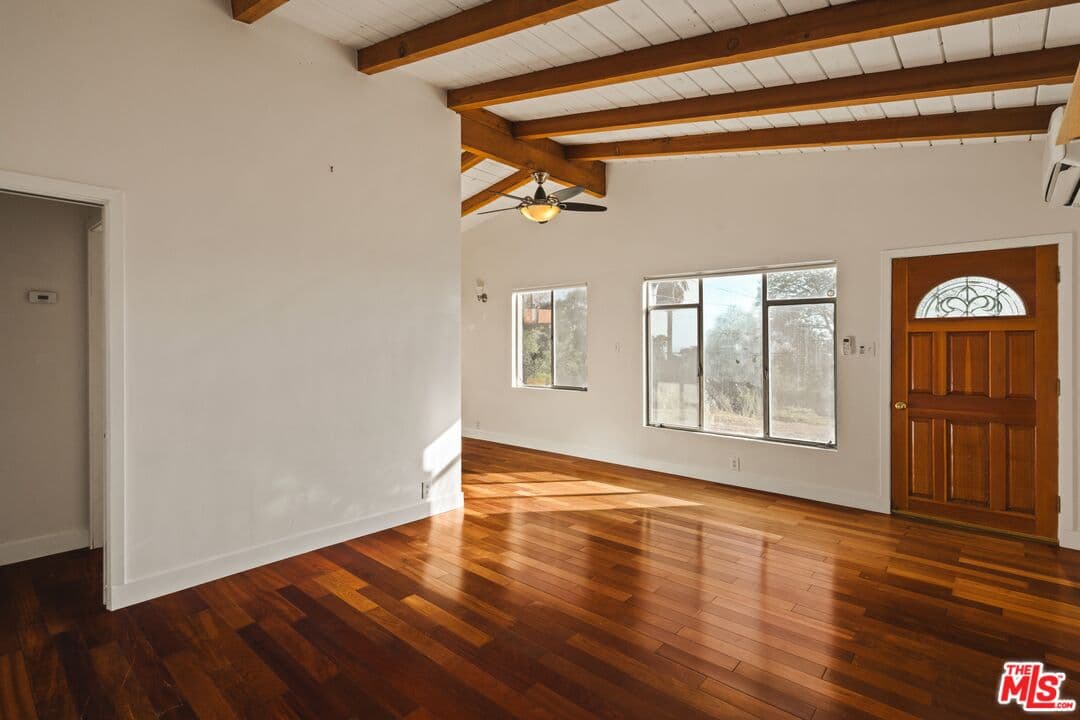 2 bd, 1 ba House in Los Angeles, CA — $3,700/mo — photo 2