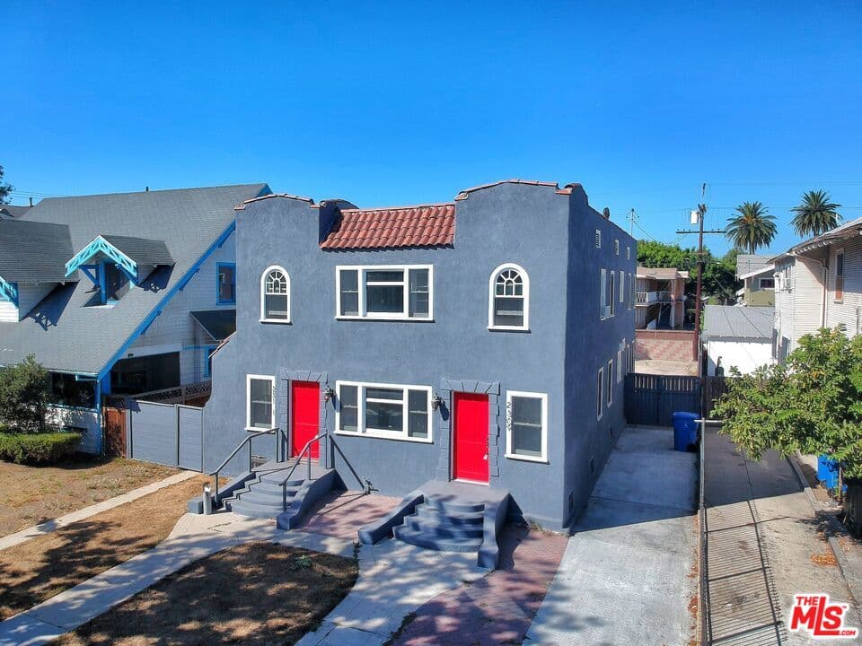 4BR Apartment in Los Angeles — $4,300/mo