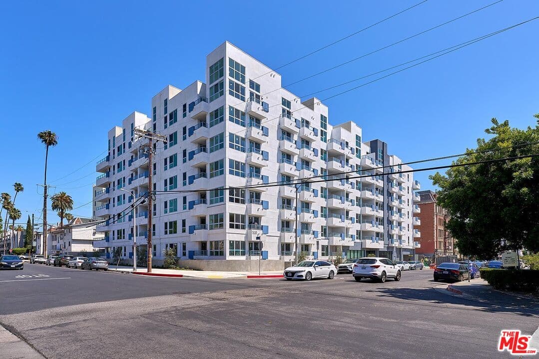 2 bd, 2 ba Apartment in Los Angeles, CA — $3,450/mo — photo 1