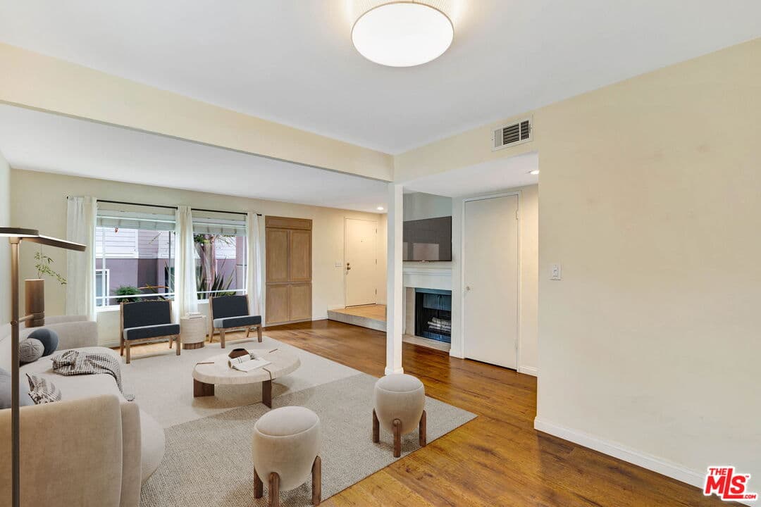 3BR Condo in Los Angeles β $3,800/mo