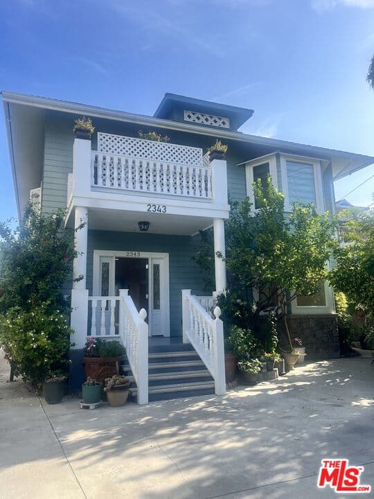 3 bd, 2 ba House in Los Angeles, CA — $4,500/mo — photo 1
