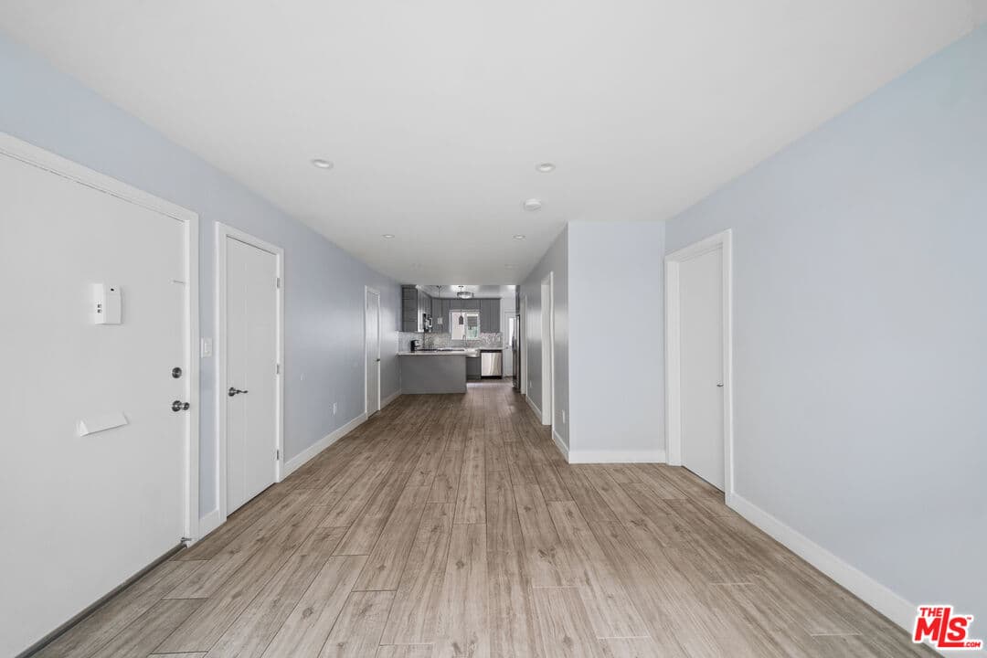 2 bd, 2 ba Apartment in Valley Village, CA — $2,650/mo — photo 2
