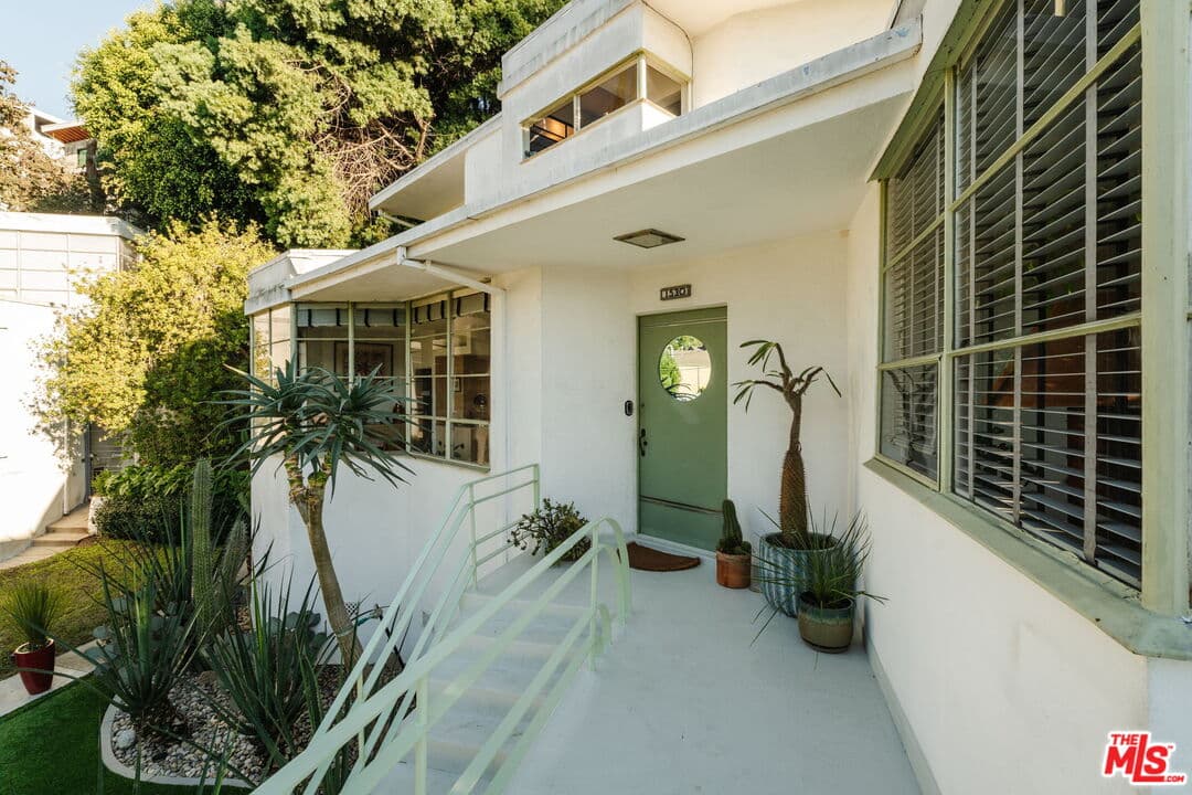 3 bd, 2 ba House in Los Angeles, CA — $10,000/mo — photo 2