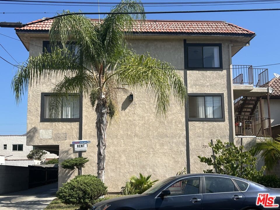 2 bd, 2 ba Apartment in Glendale, CA — $2,695/mo — photo 1