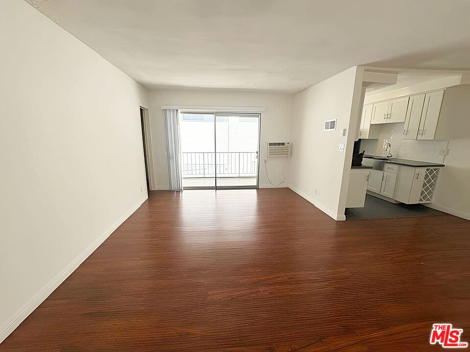 2 bd, 2 ba House in Los Angeles, CA — $2,795/mo — photo 2