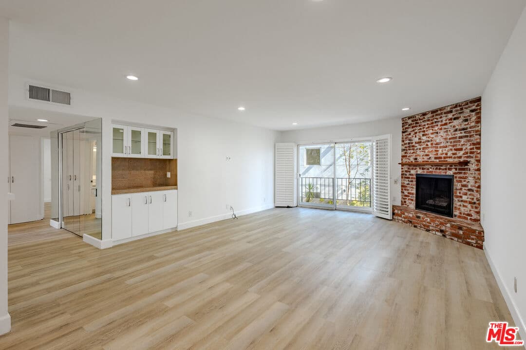 2BR Condo in Los Angeles β $4,500/mo