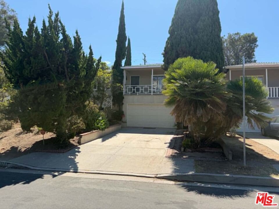 3 bd, 3 ba House in Los Angeles, CA — $7,500/mo — photo 1