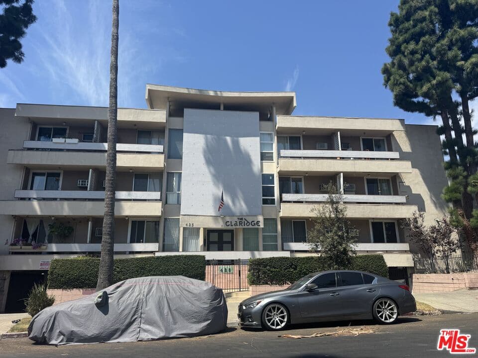 1 bd, 1 ba Condo in Los Angeles, CA — $1,950/mo — photo 1