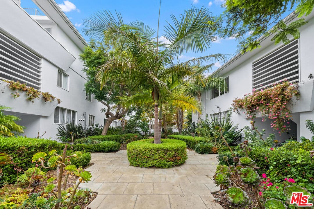 1 bd, 1 ba Apartment in Santa Monica, CA — $4,300/mo — photo 1