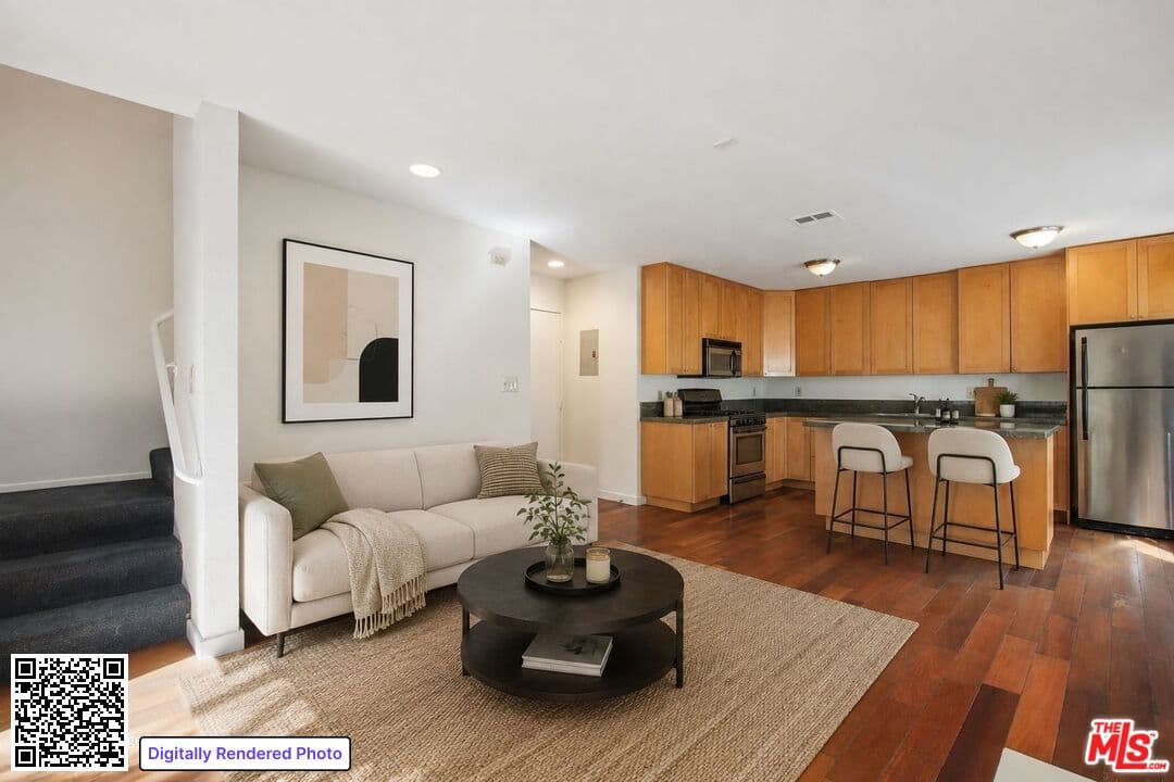 2 bd, 2 ba Townhouse in Los Angeles, CA — $2,850/mo — photo 1
