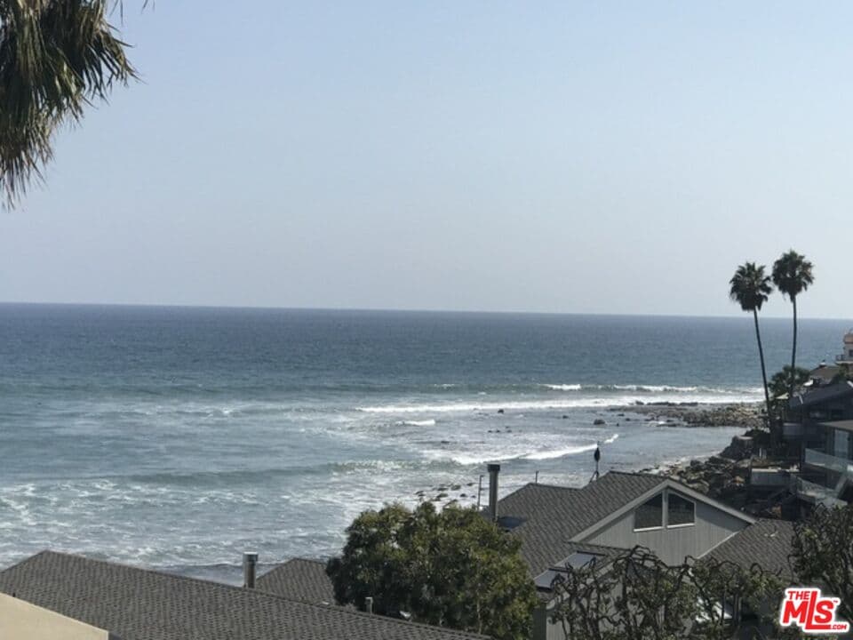 1 bd, 1 ba Condo in Malibu, CA — $4,940/mo — photo 1