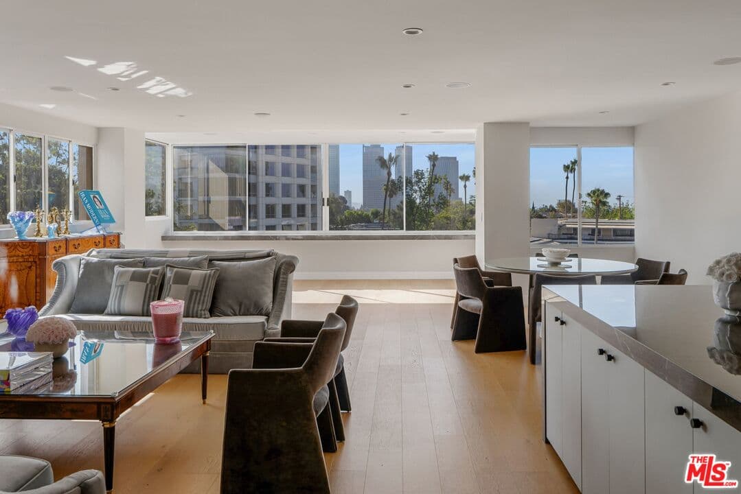 2 bd, 2 ba Condo in Los Angeles, CA — $8,500/mo — photo 1