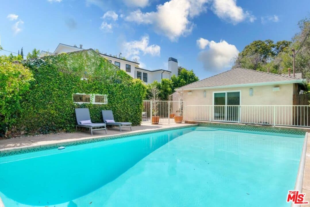 3 bd, 3 ba House in Sherman Oaks, CA — $9,500/mo — photo 1