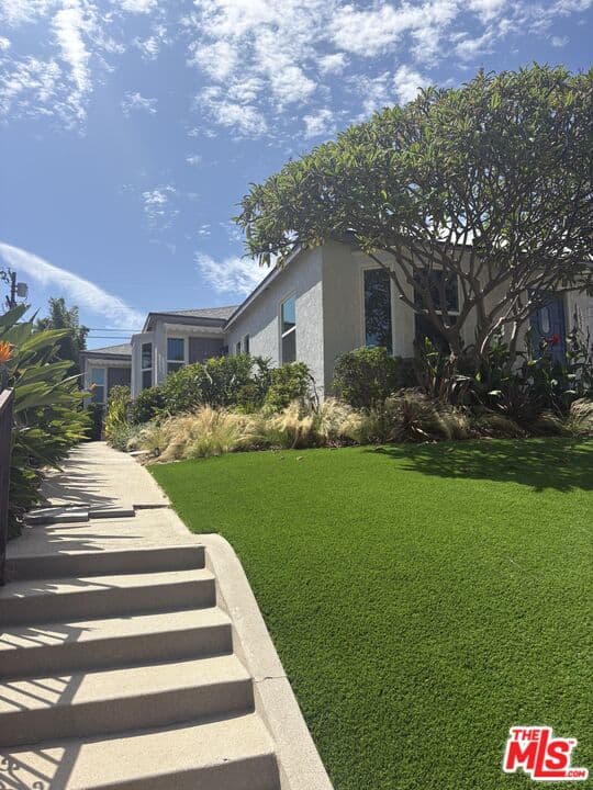 1 bd, 1 ba House in Los Angeles, CA — $2,600/mo — photo 2