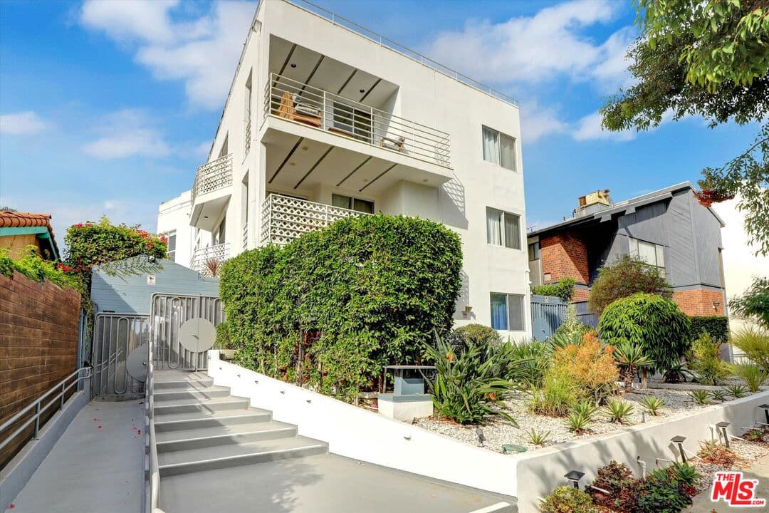 2 bd, 2 ba Apartment in Santa Monica, CA — $3,999/mo — photo 1