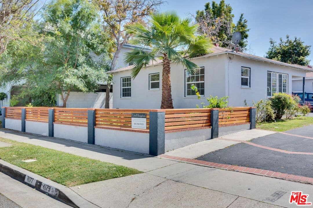 2 bd, 1 ba Apartment in Culver City, CA — $4,292/mo — photo 2