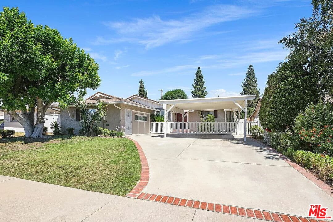 3BR House in Los Angeles β $4,100/mo