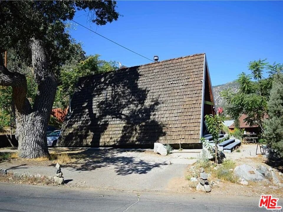 2BR House in Frazier Park — $1,900/mo