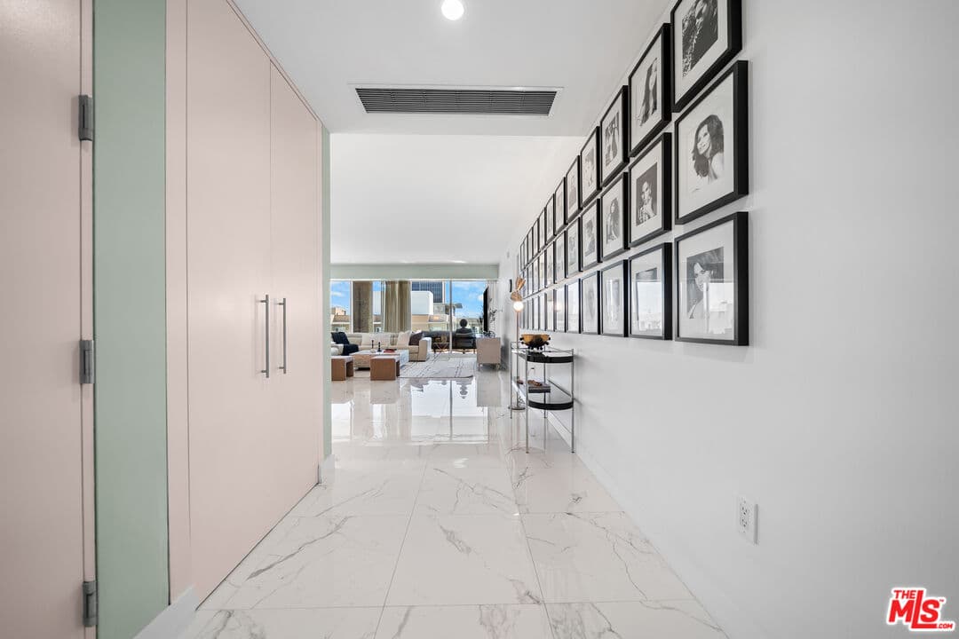 2 bd, 3 ba Condo in Los Angeles, CA — $10,000/mo — photo 2