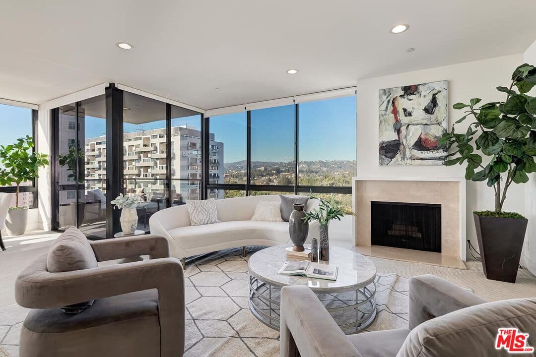 2 bd, 3 ba Condo in Los Angeles, CA — $8,000/mo — photo 1