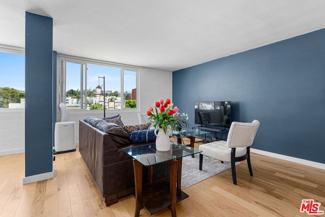 2 bd, 3 ba Condo in Los Angeles, CA — $4,400/mo — photo 1
