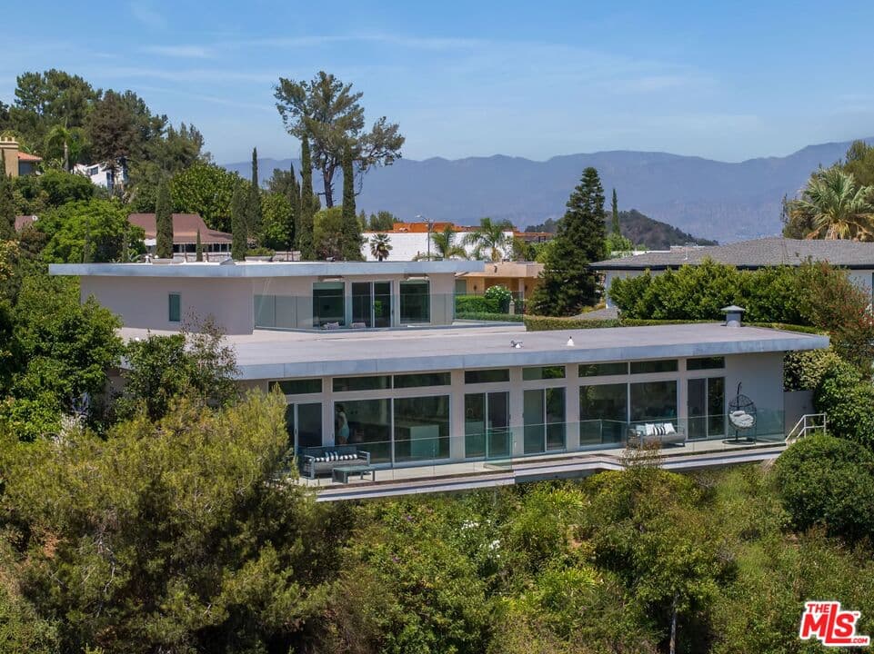 4BR House in Los Angeles β $31,000/mo