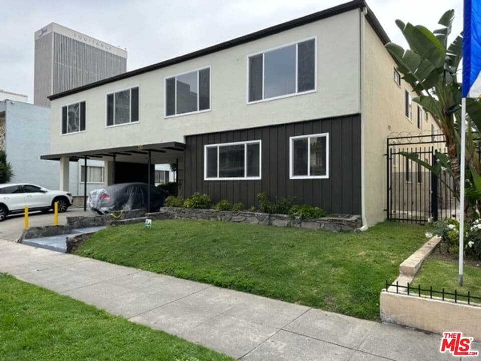 1 bd, 1 ba Apartment in Los Angeles, CA — $2,000/mo — photo 2