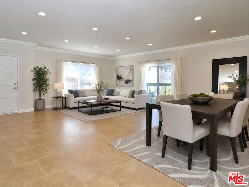 3 bd, 3 ba Condo in Encino, CA — $3,999/mo — photo 1