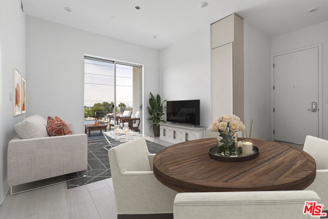 1 bd, 1 ba Apartment in Los Angeles, CA — $3,190/mo — photo 1