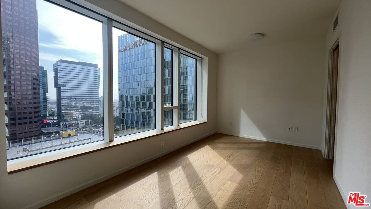 Studio, 1 ba Condo in Los Angeles, CA — $2,500/mo — photo 1