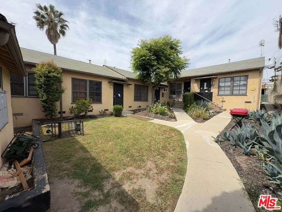 1 bd, 1 ba Apartment in Los Angeles, CA — $1,895/mo — photo 1