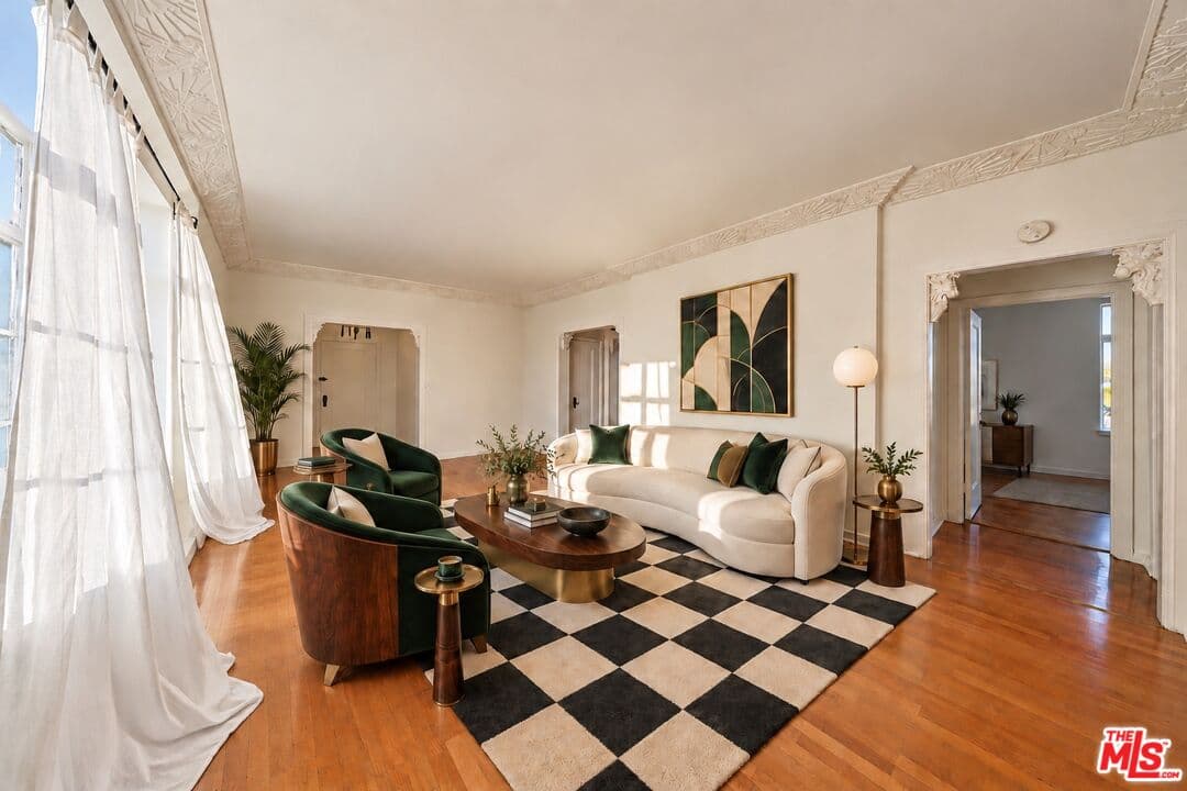 2 bd, 1 ba Apartment in West Hollywood, CA — $3,850/mo — photo 1