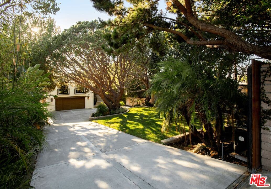 3 bd, 4 ba House in Malibu, CA — $80,000/mo — photo 2