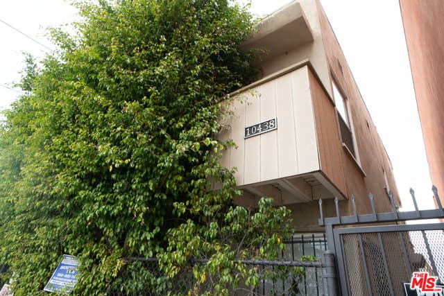 1 bd, 1 ba Apartment in Los Angeles, CA — $2,295/mo — photo 1