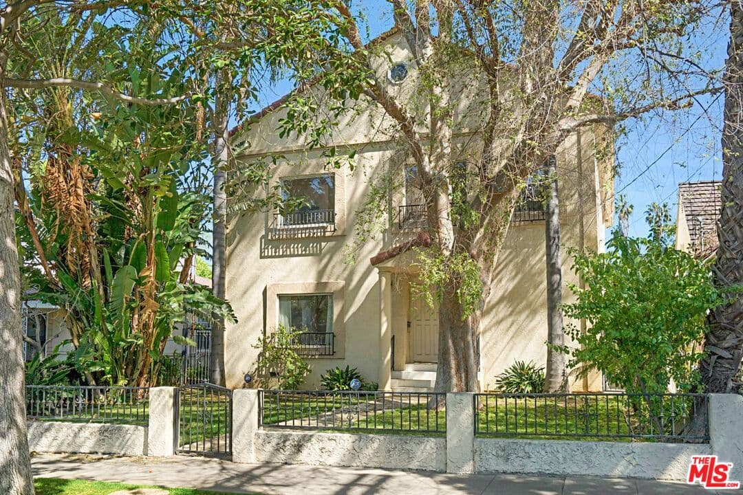 4 bd, 6 ba House in Studio City, CA — $12,000/mo — photo 1