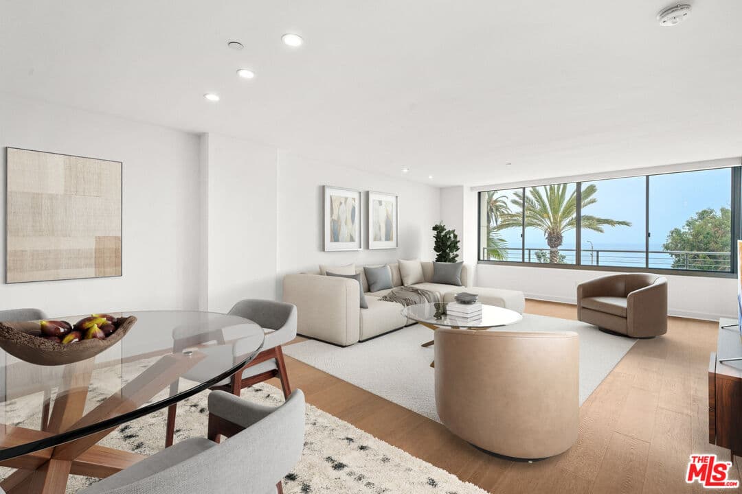 2 bd, 2 ba Apartment in Santa Monica, CA — $14,000/mo — photo 2