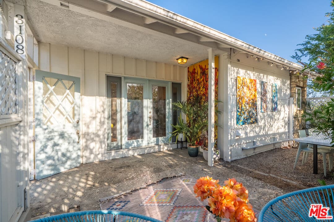 2 bd, 1 ba House in Manhattan Beach, CA — $4,995/mo — photo 1
