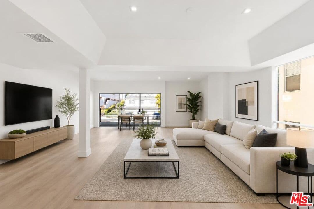 2 bd, 2 ba Apartment in West Los Angeles, CA — $7,000/mo — photo 2