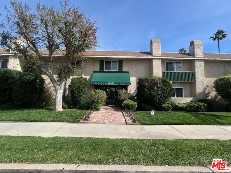 1 bd, 1 ba Apartment in Granada Hills, CA — $1,750/mo — photo 1