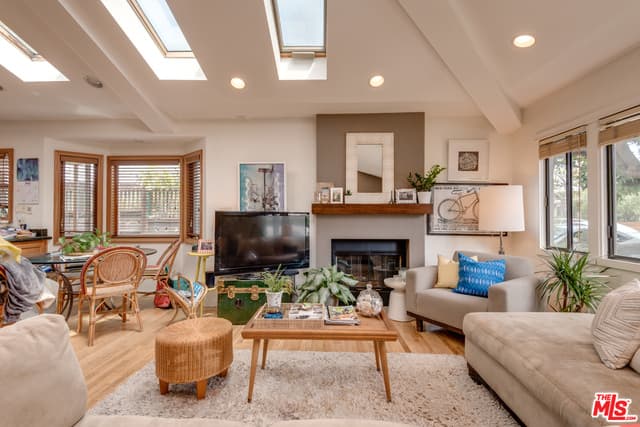 2 bd, 2 ba House in Venice, CA — $7,750/mo — photo 1