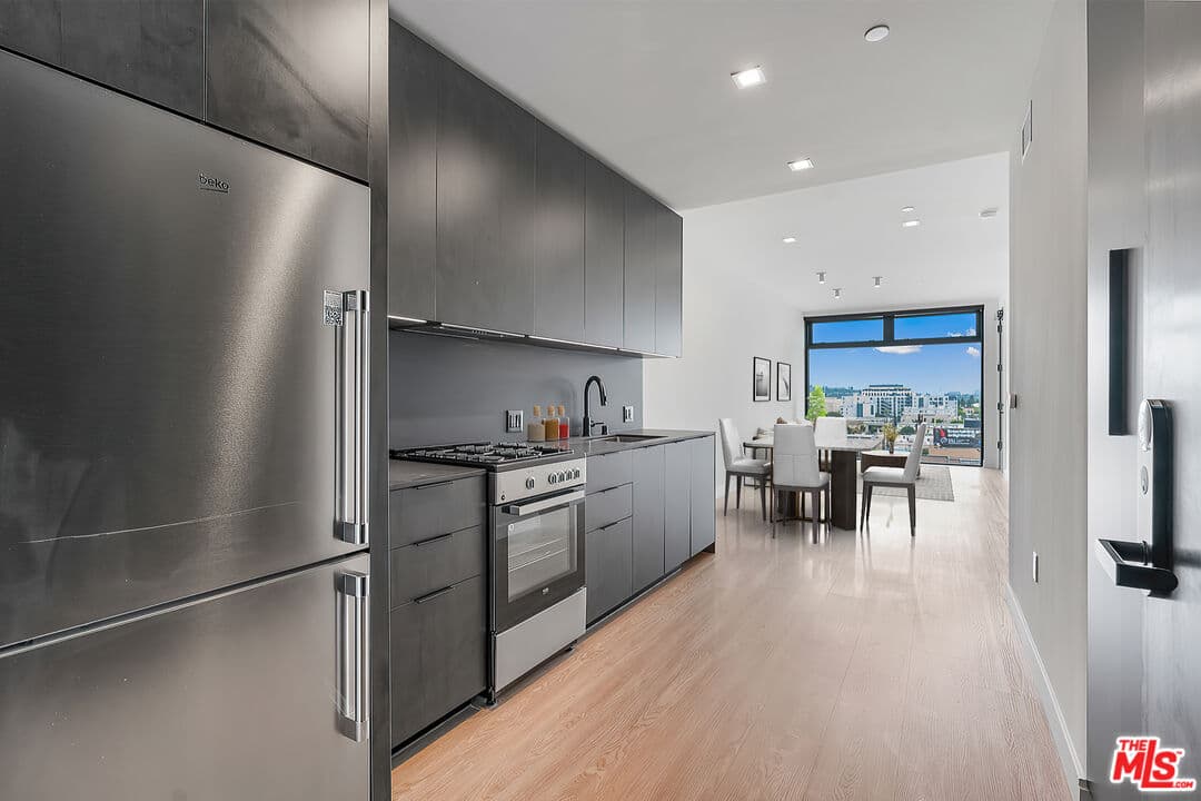 1BR Townhouse in Los Angeles β $3,995/mo