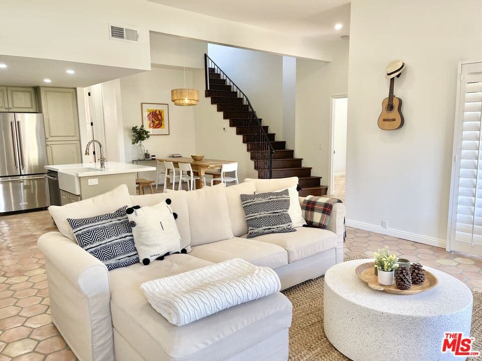 2 bd, 2 ba Condo in Palm Desert, CA — $2,995/mo — photo 2