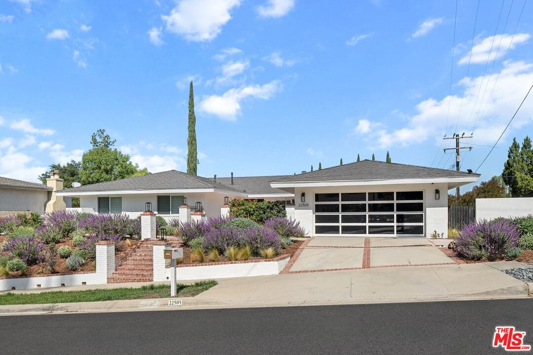 4 bd, 3 ba House in Calabasas, CA — $7,500/mo — photo 1